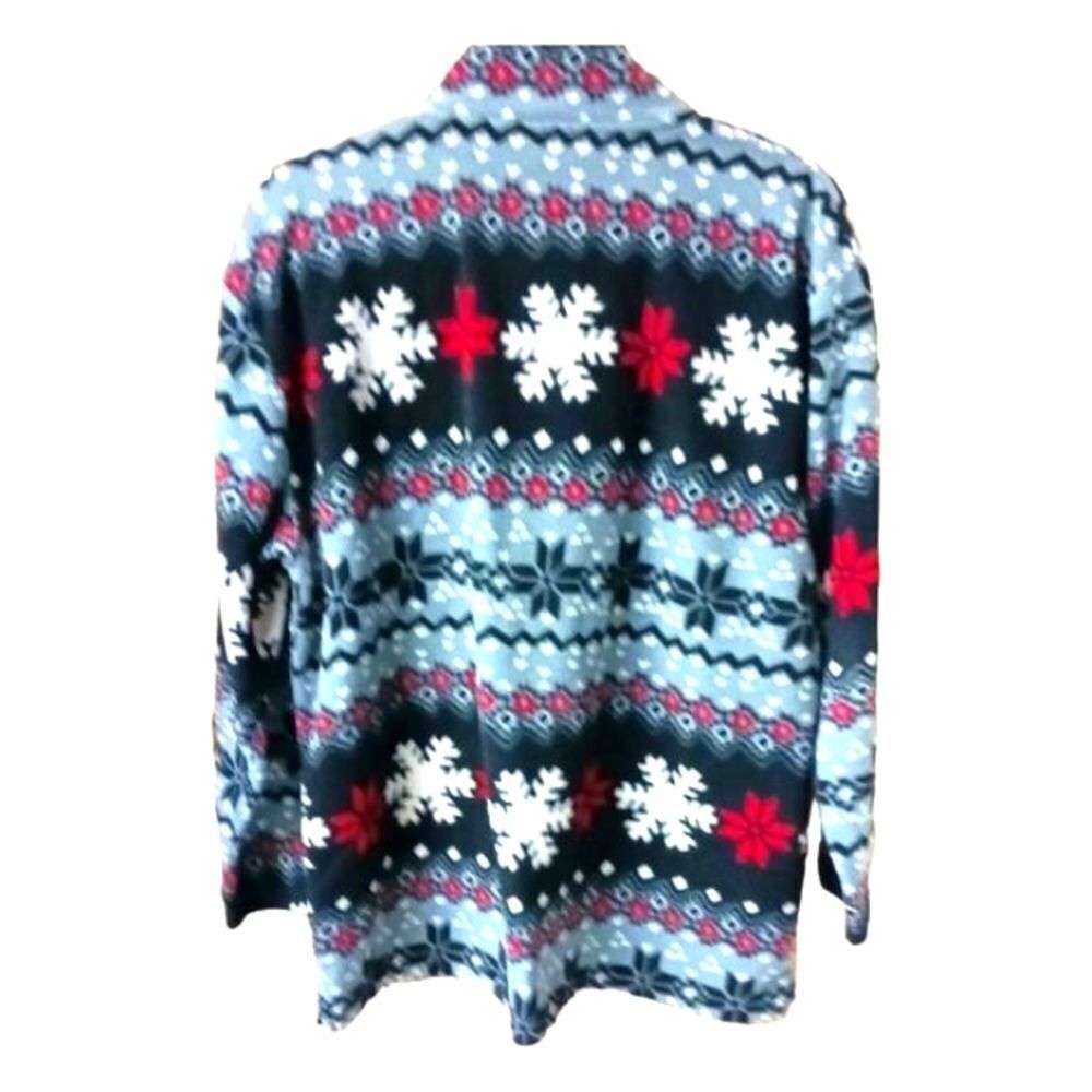 ESSENTIALS Plus Size 1/2 zip Snowflake Design Pullover. - Picture 8 of 10